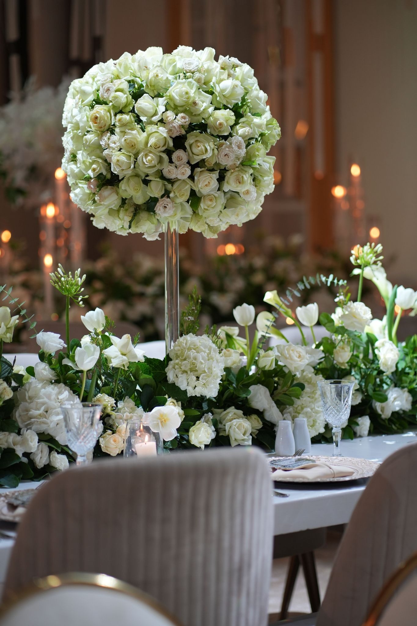 Luxury Florals and Decor example in luxury wedding